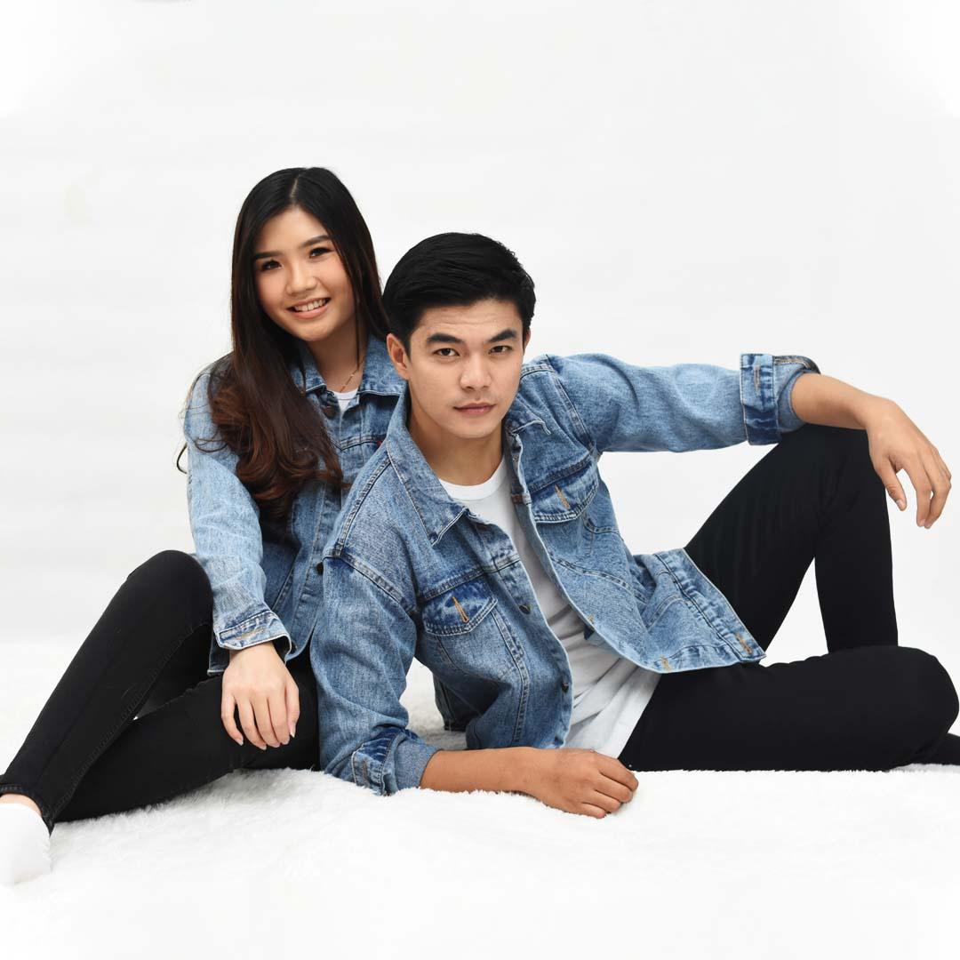 Snow Blue Couple 5