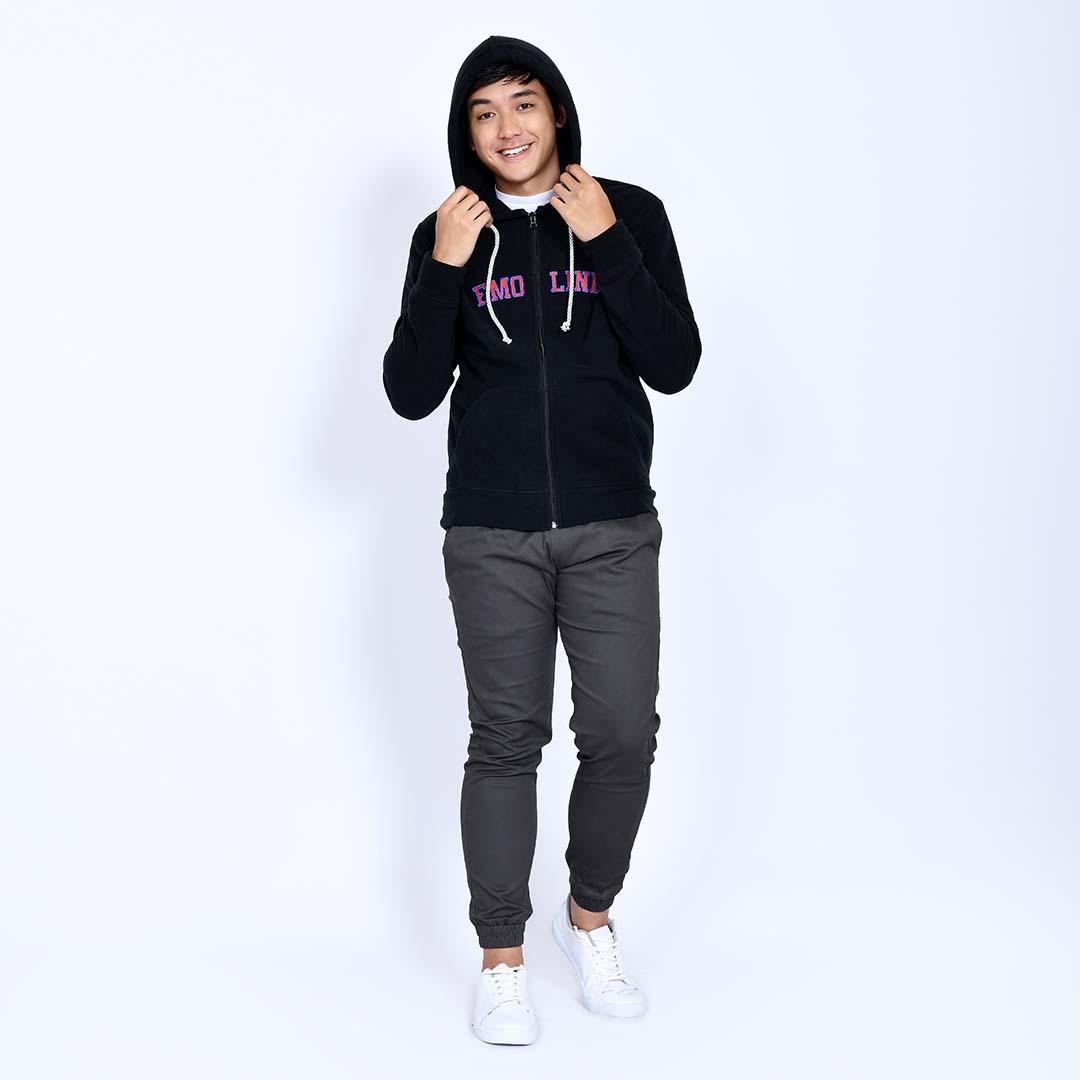 Hoodie Hitam 5