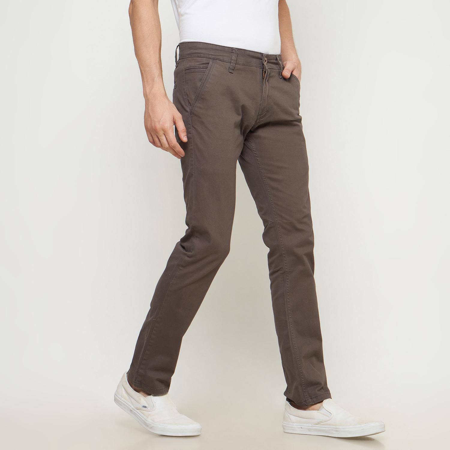 Celana Chino Abu Muda 4.jpg